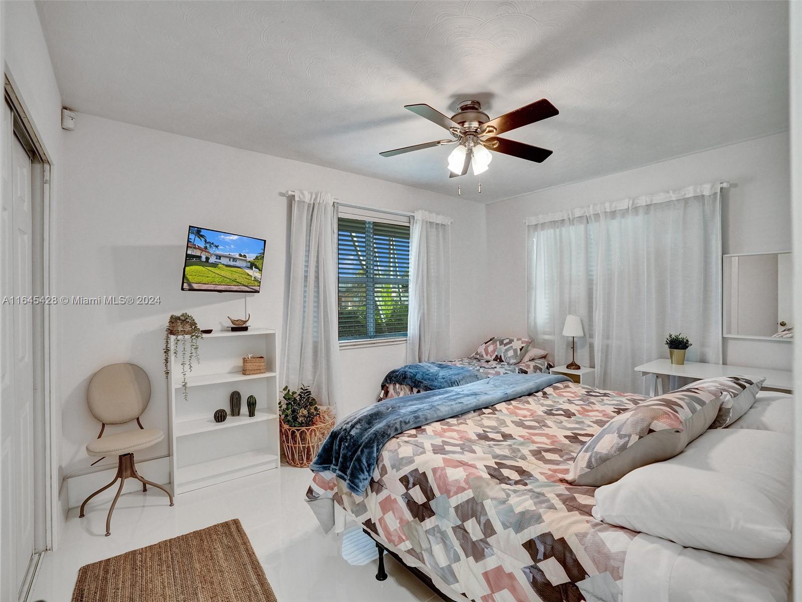 1216 Guava Isle