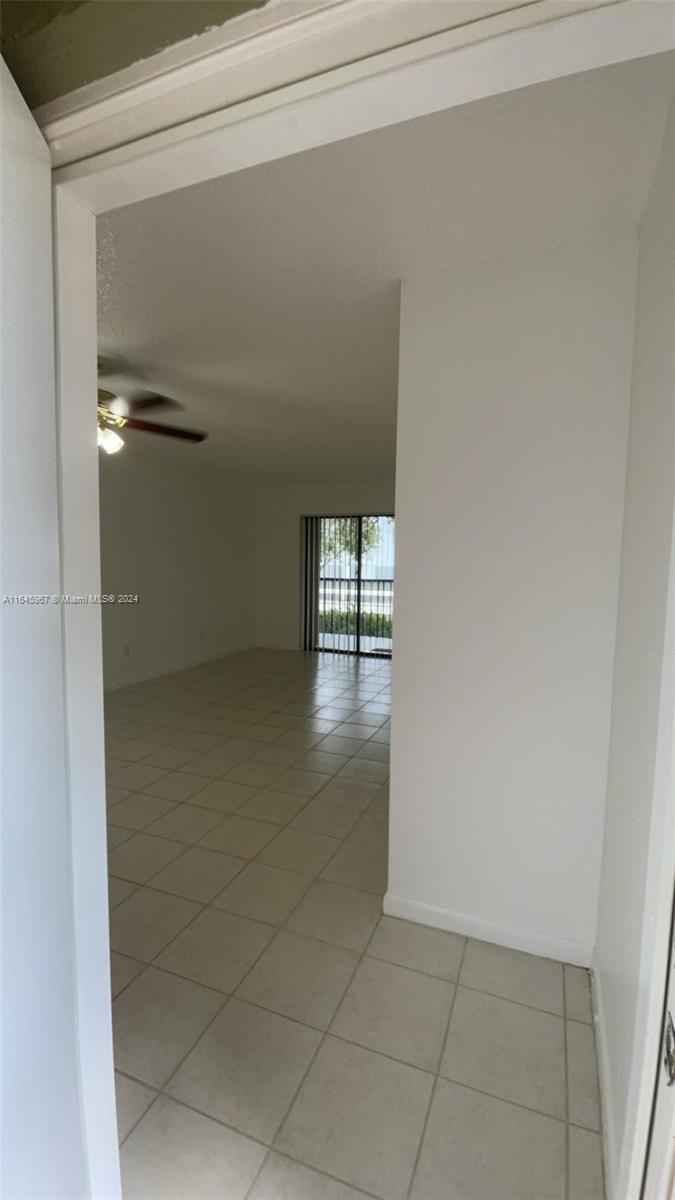 9720 Hammocks Blvd # 37 Unit: 204-37