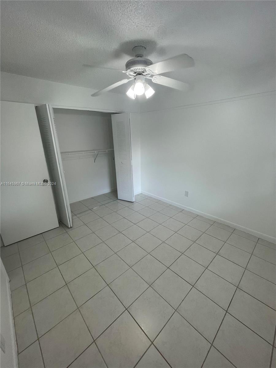 9720 Hammocks Blvd # 37 Unit: 204-37