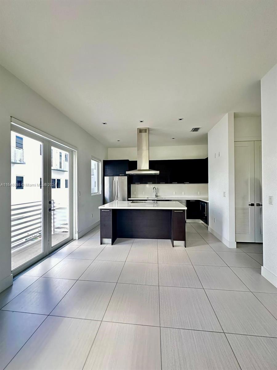 9147 NW 33rd St # 9147