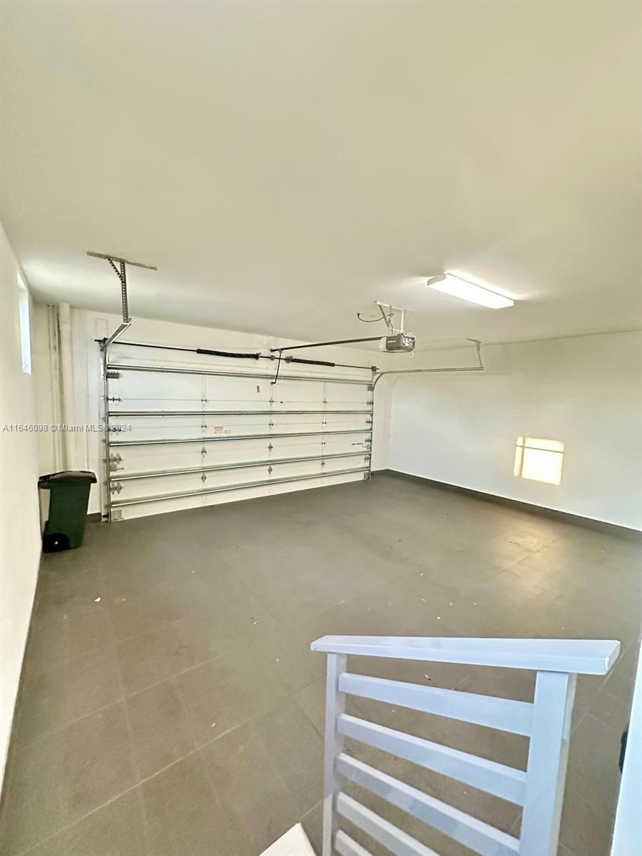 9147 NW 33rd St # 9147