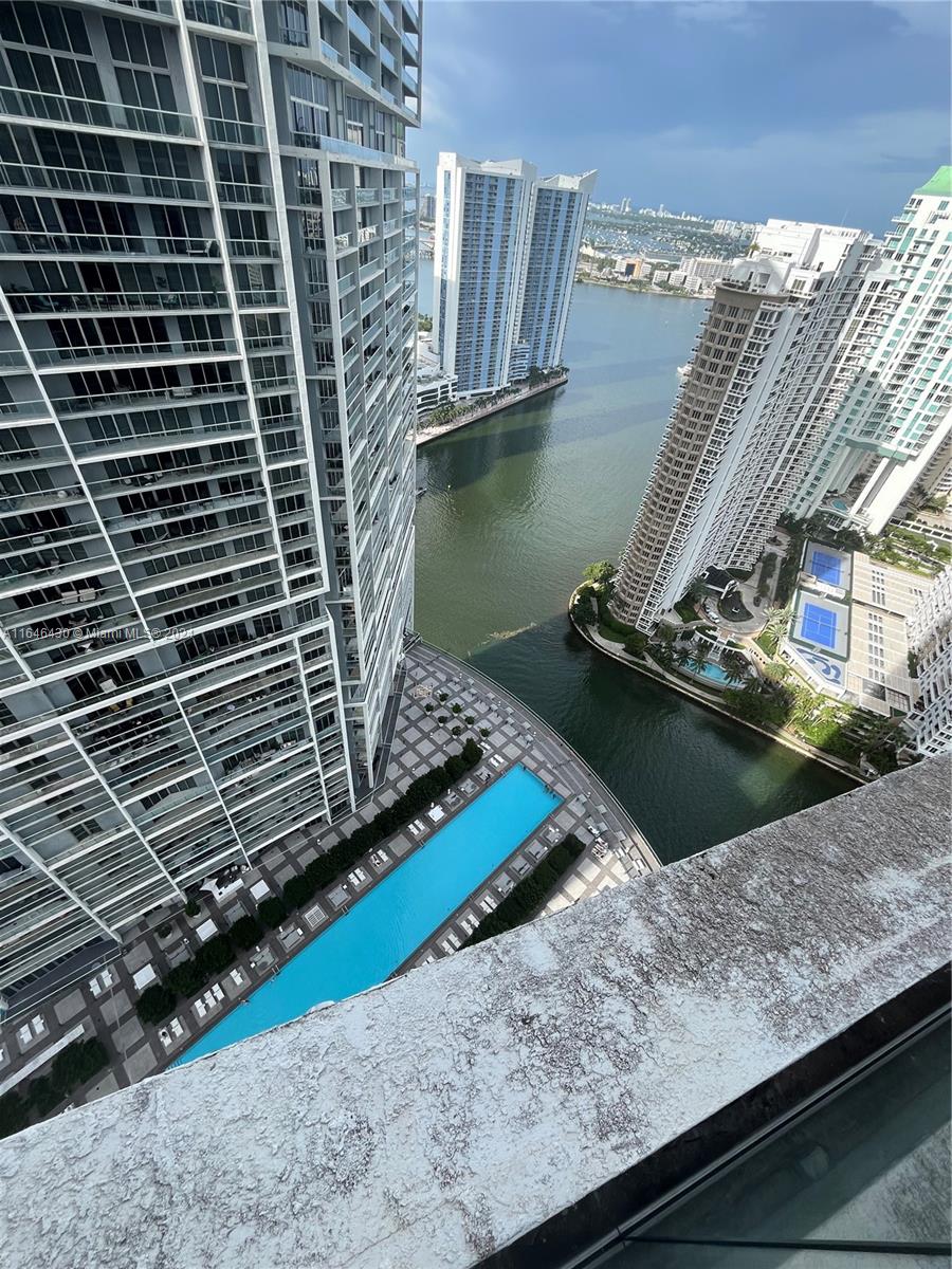 495 Brickell Ave # 4106