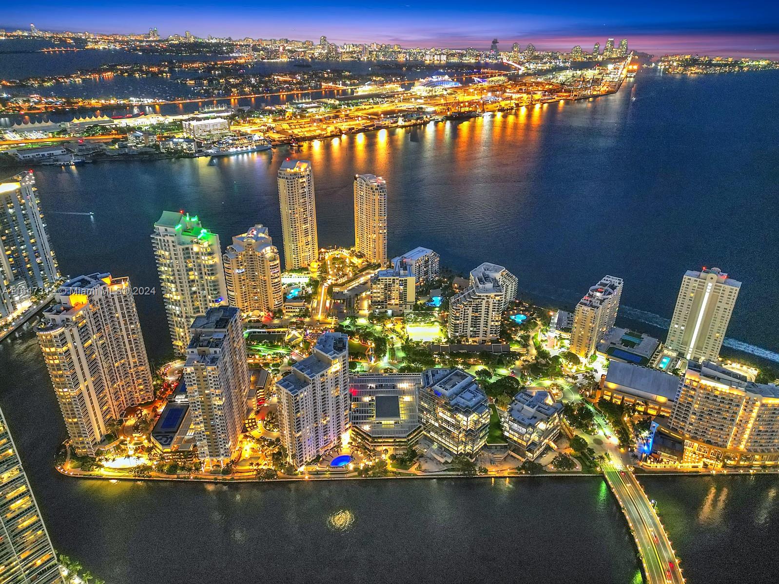 848 Brickell Key Dr # 4003