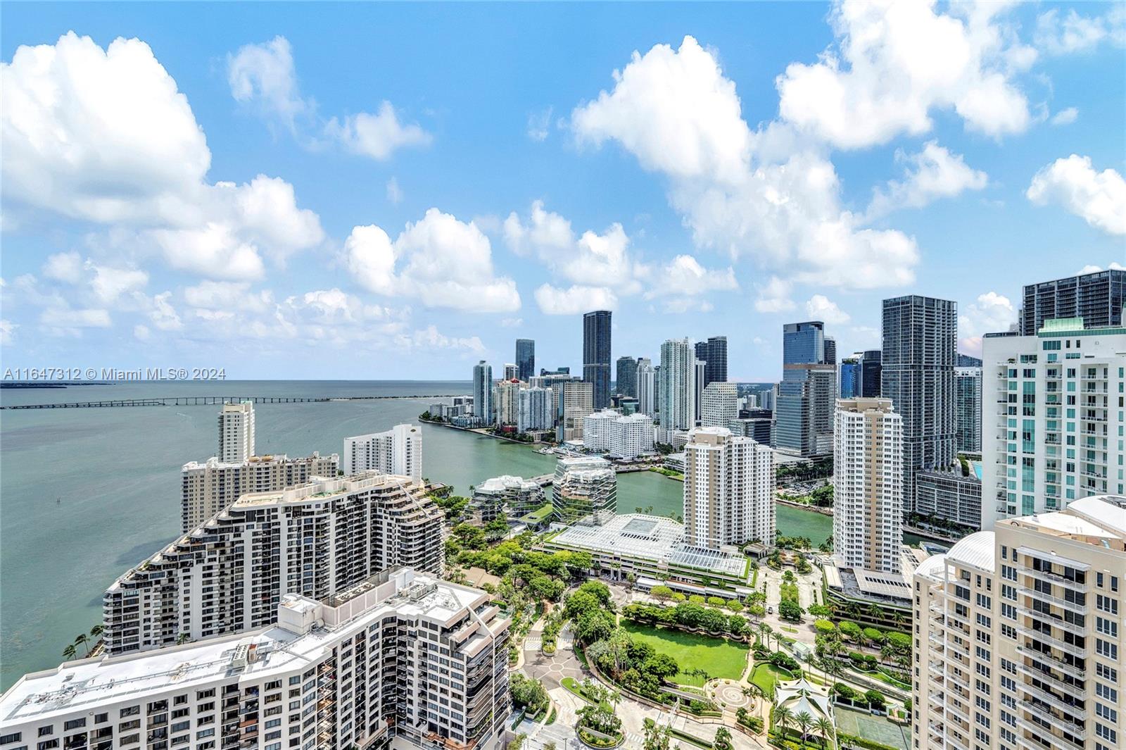 848 Brickell Key Dr # 4003
