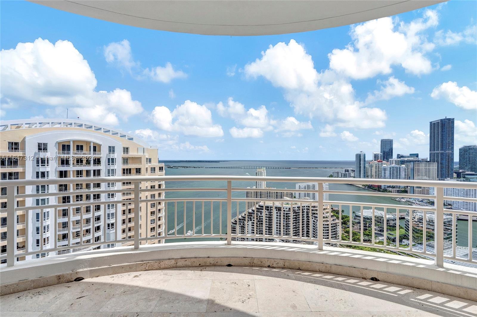848 Brickell Key Dr # 4003