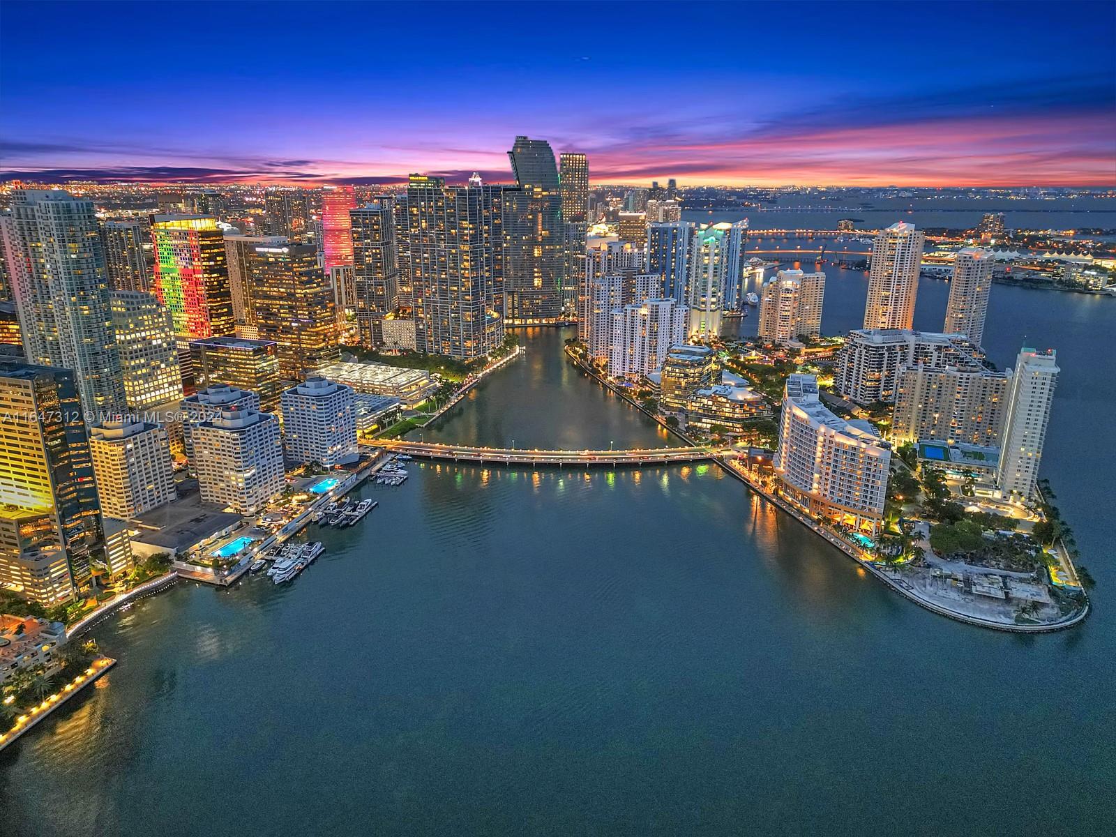 848 Brickell Key Dr # 4003