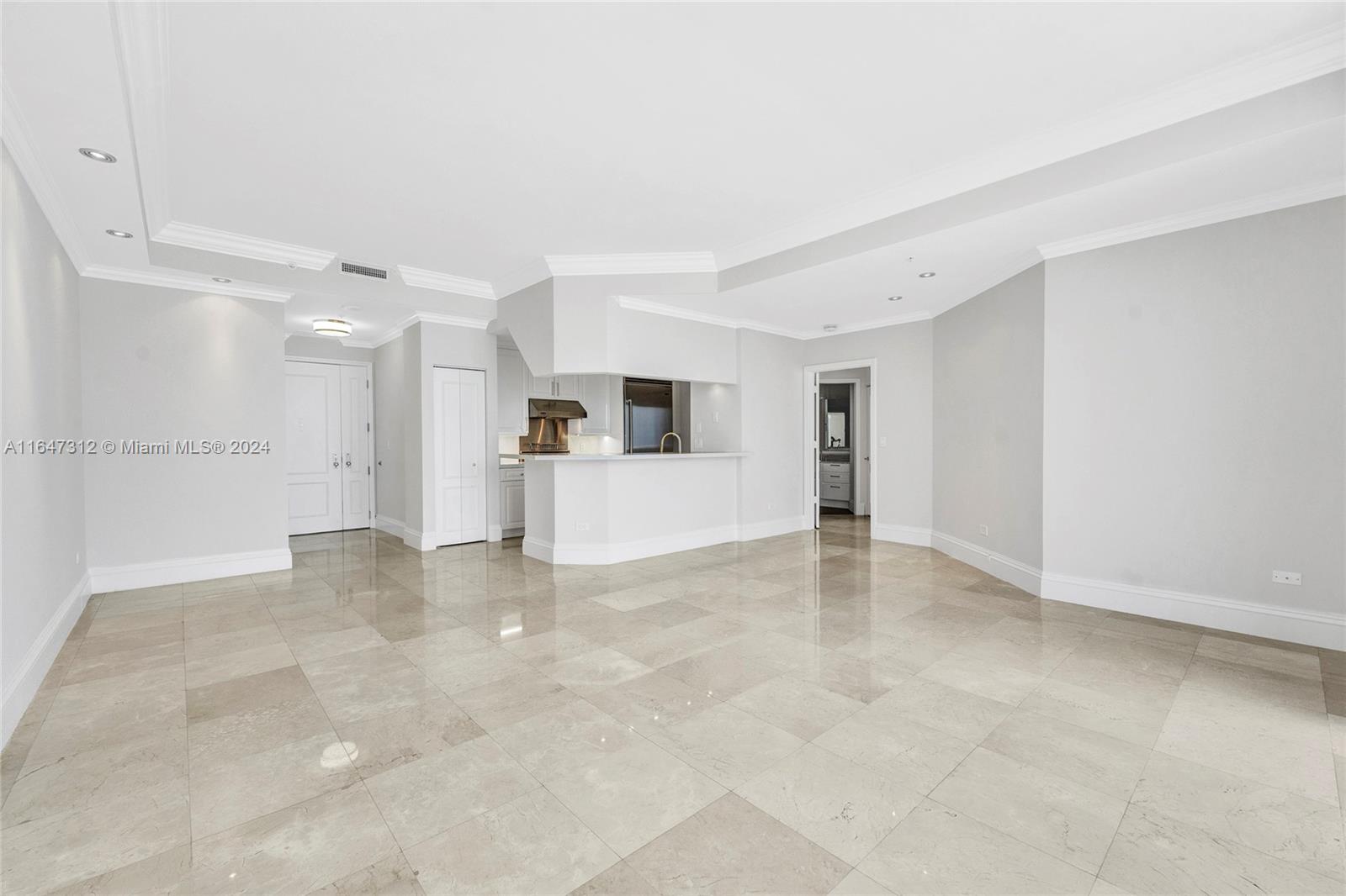 848 Brickell Key Dr # 4003