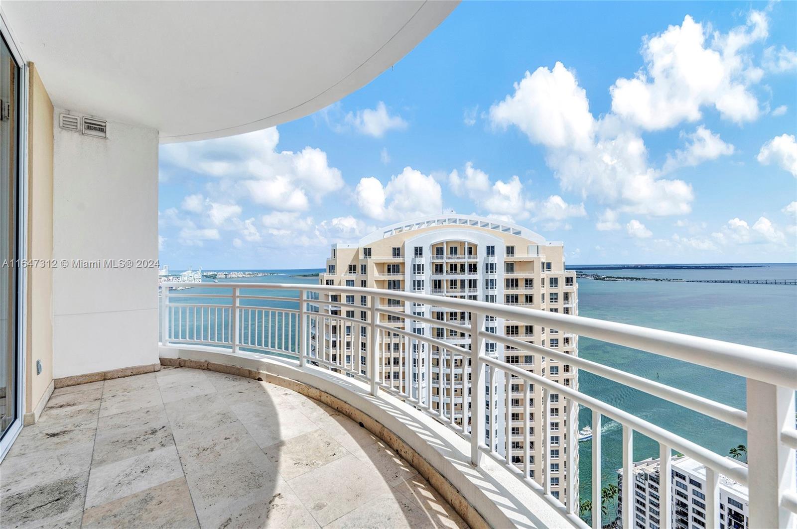 848 Brickell Key Dr # 4003