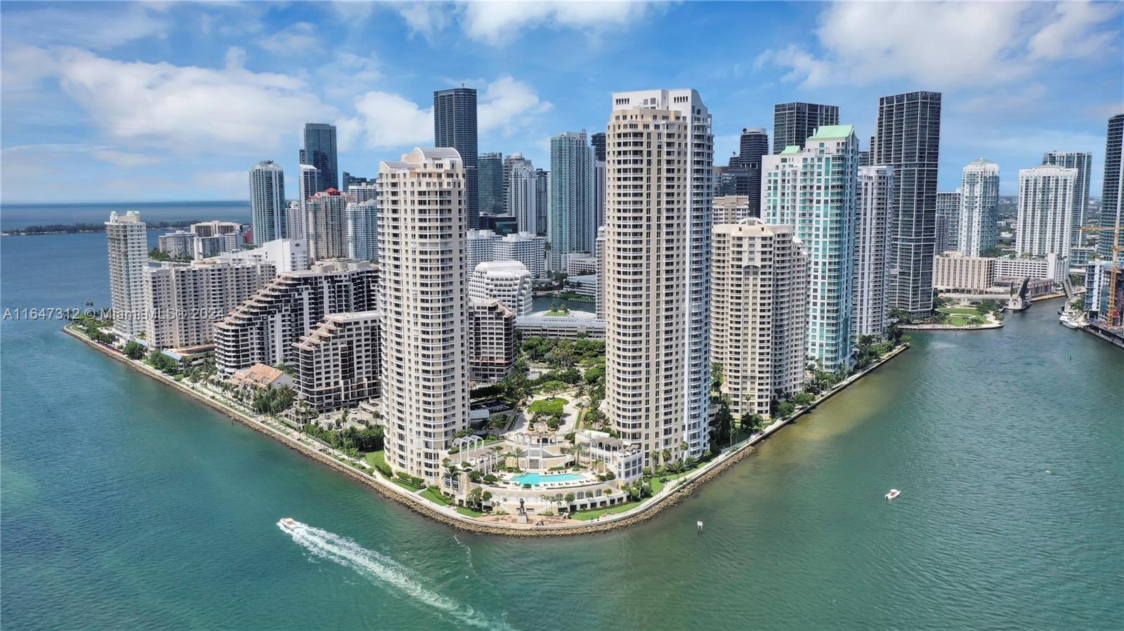848 Brickell Key Dr # 4003