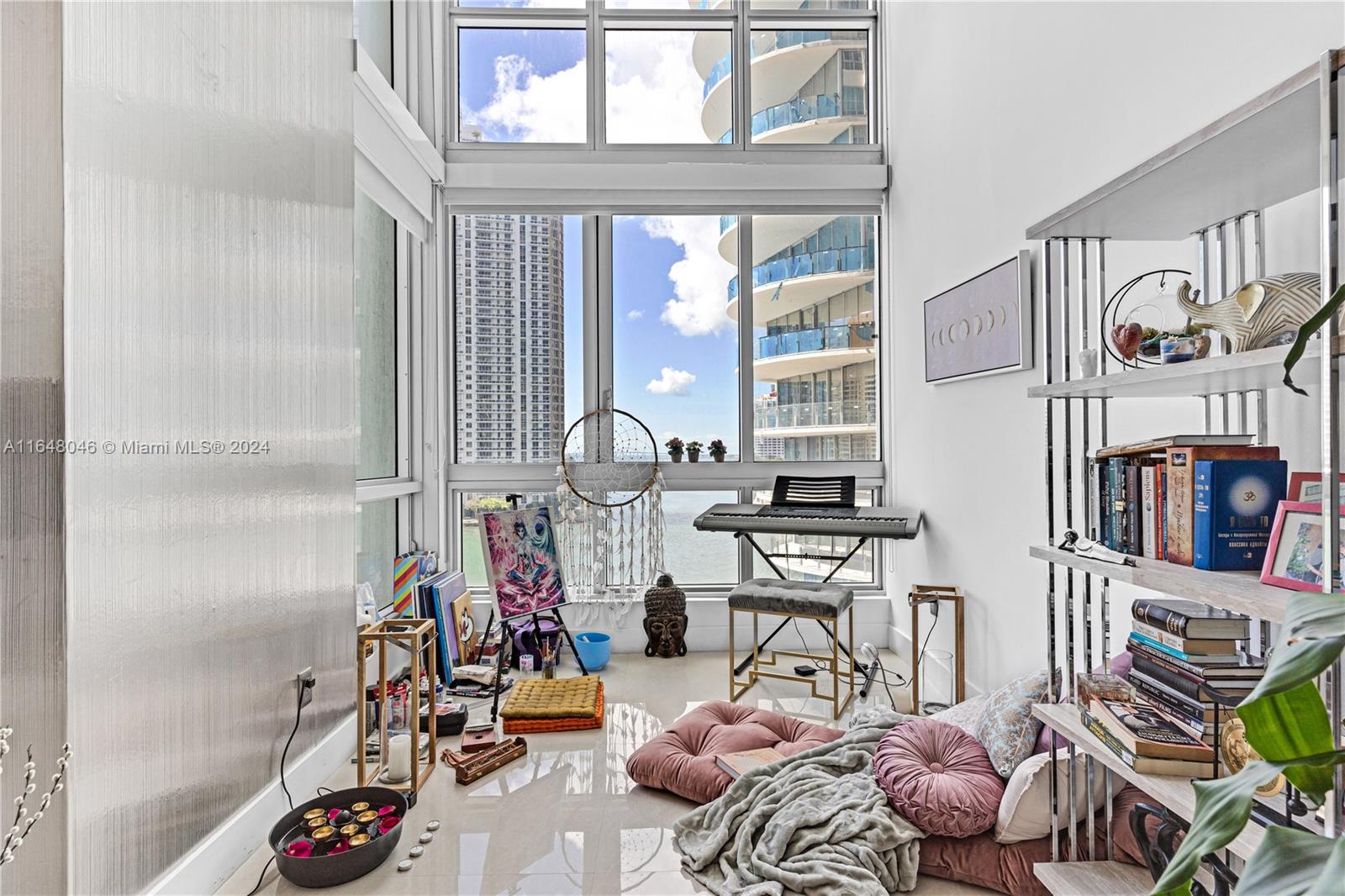 300 S Biscayne Blvd # 612 Unit: L-612