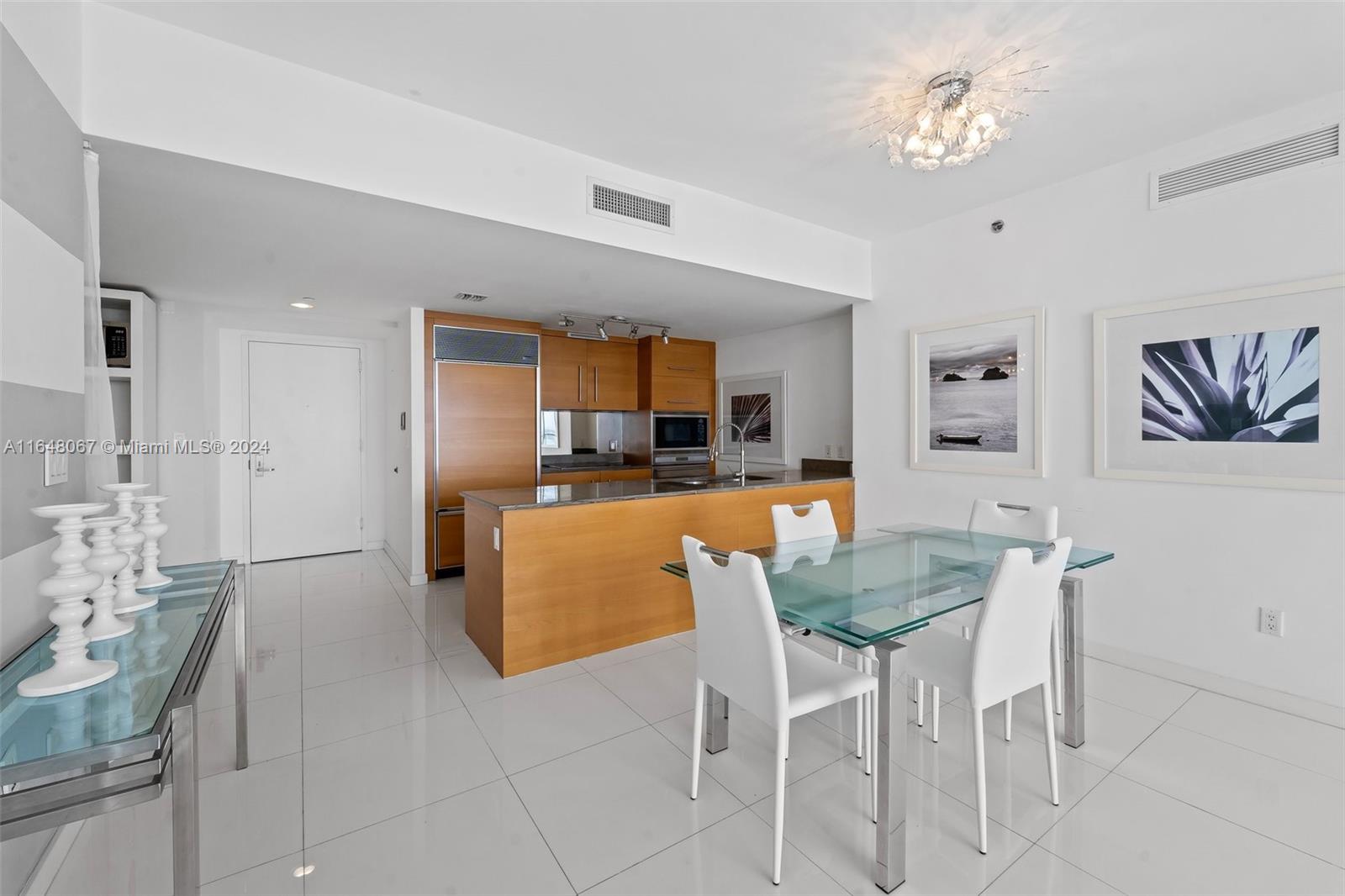 465 Brickell Ave # 3405