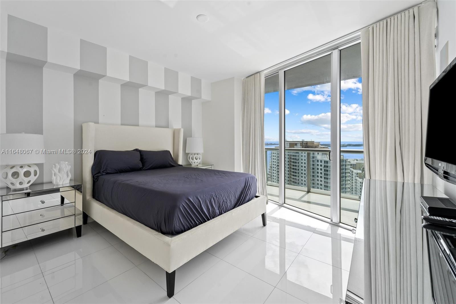 465 Brickell Ave # 3405