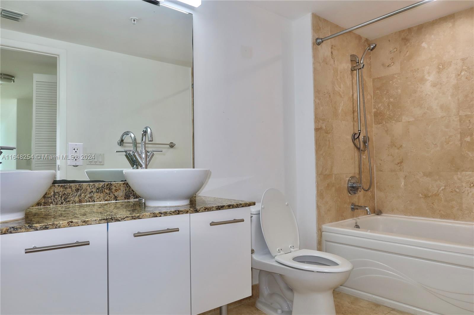 41 SE 5th St # 1611