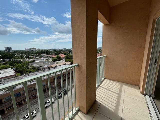 2280 SW 32nd Ave # 606