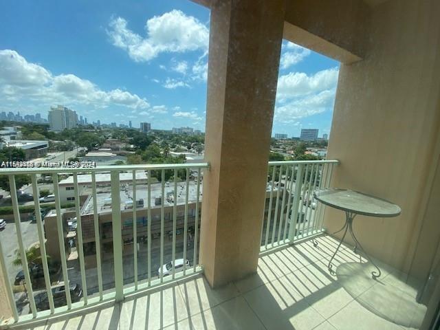 2280 SW 32nd Ave # 606