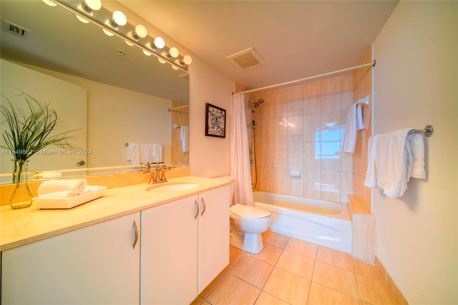 1750 N Bayshore Dr # 5101