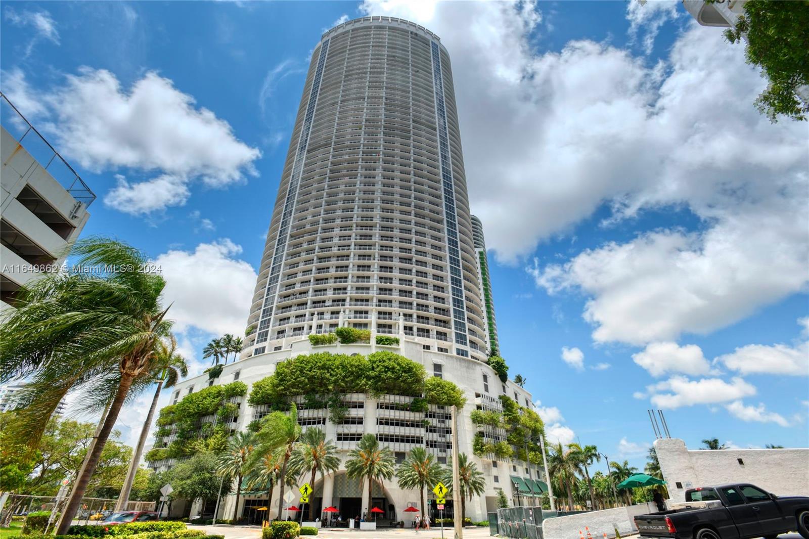1750 N Bayshore Dr # 5101