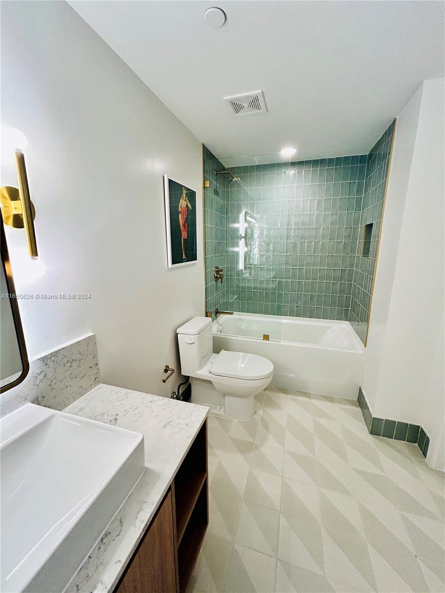 601 NE 1st Ave # 2904