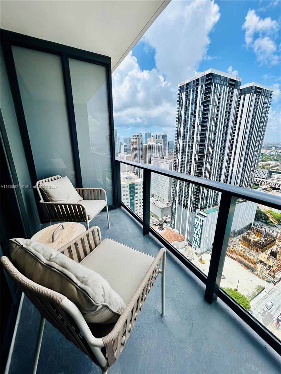 601 NE 1st Ave # 2904