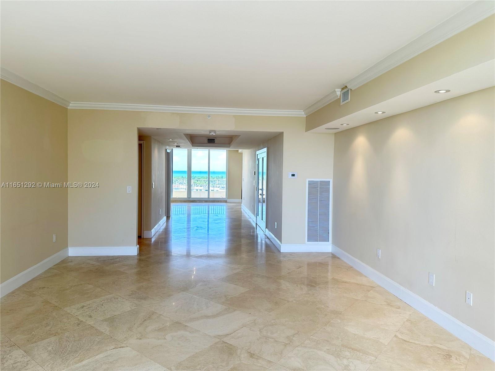 789 Crandon Blvd # 803