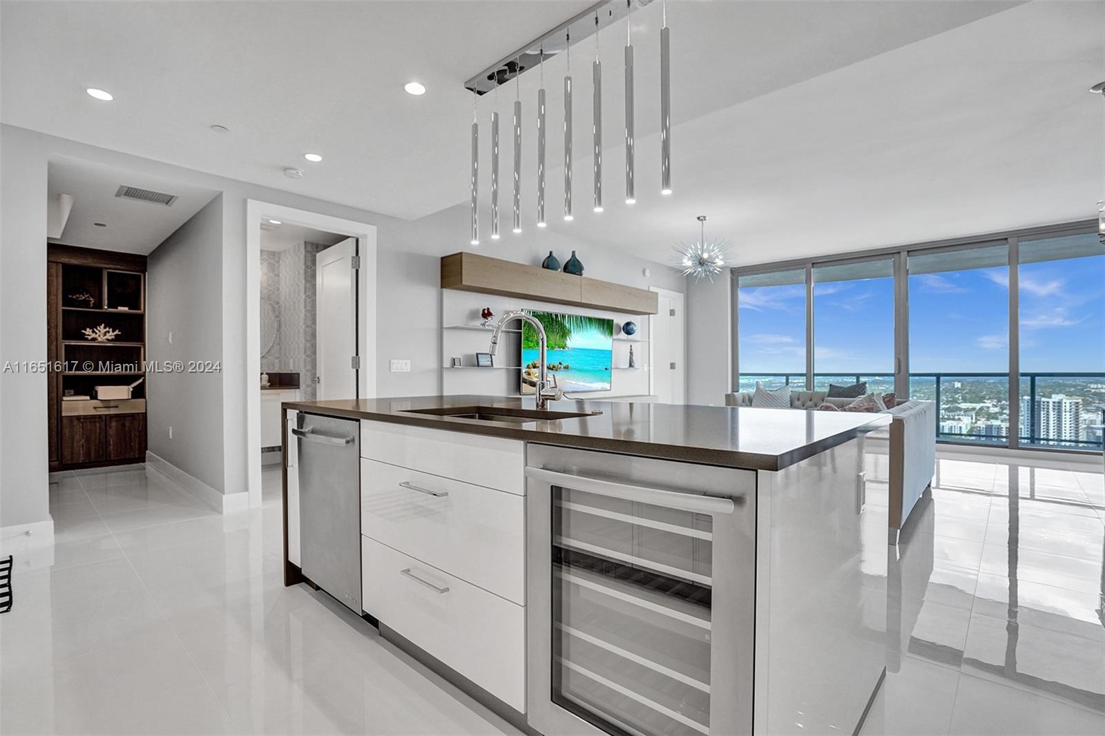 100 E Las Olas Blvd # 3602