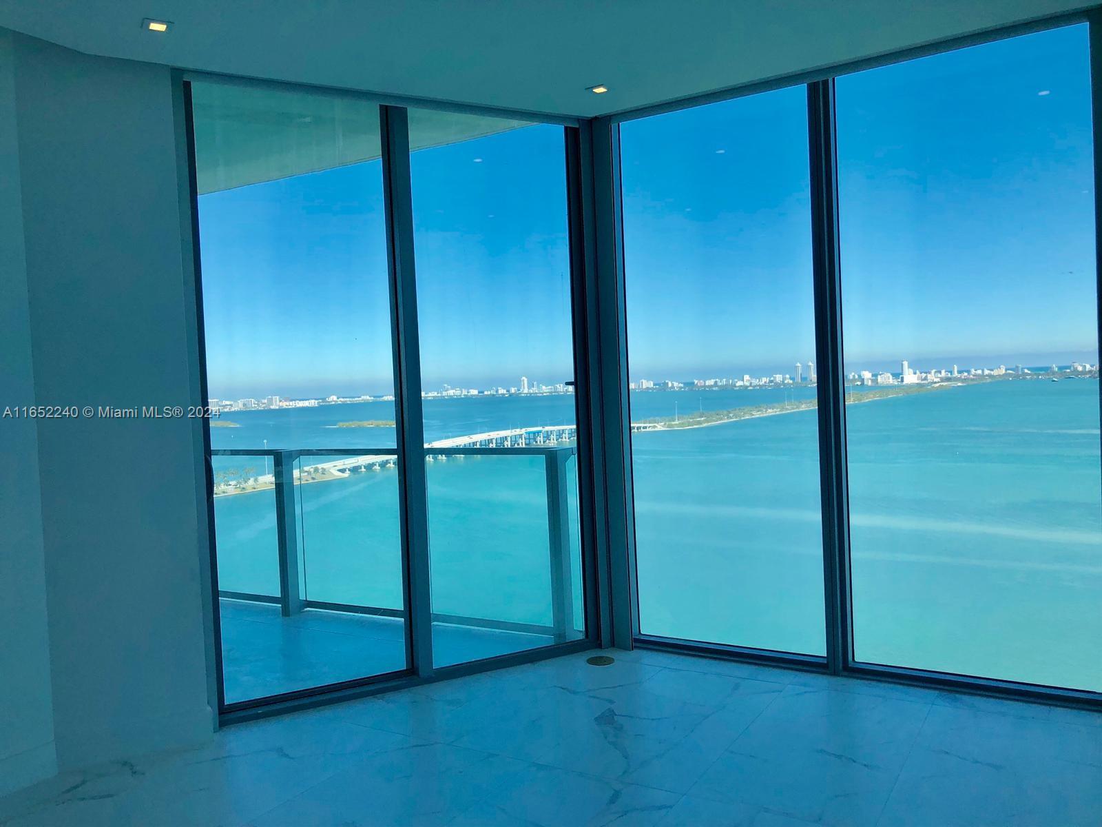 2900 NE 7 AVE # 3104
