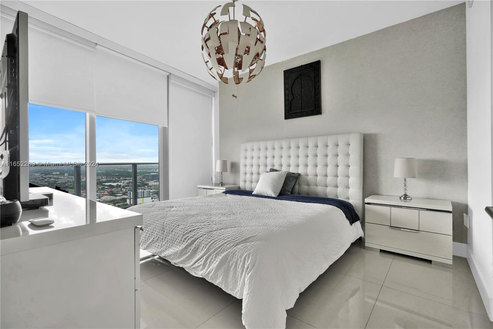 488 NE 18th St # 4400