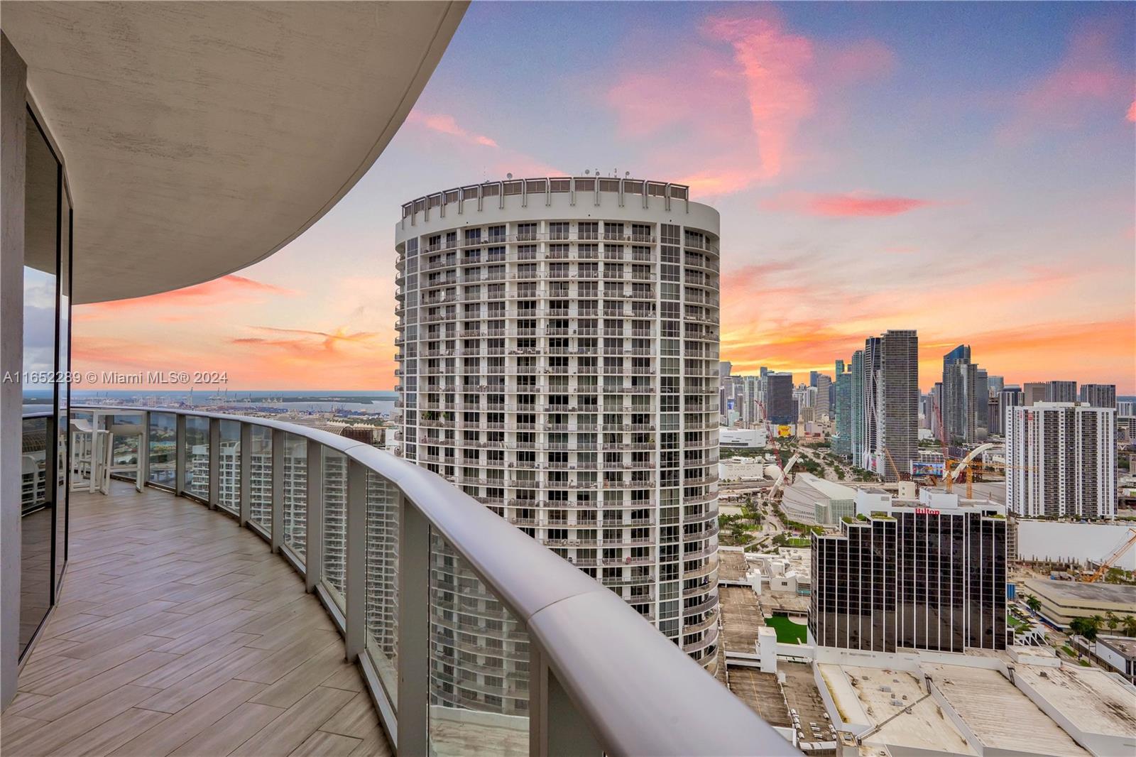 488 NE 18th St # 4400