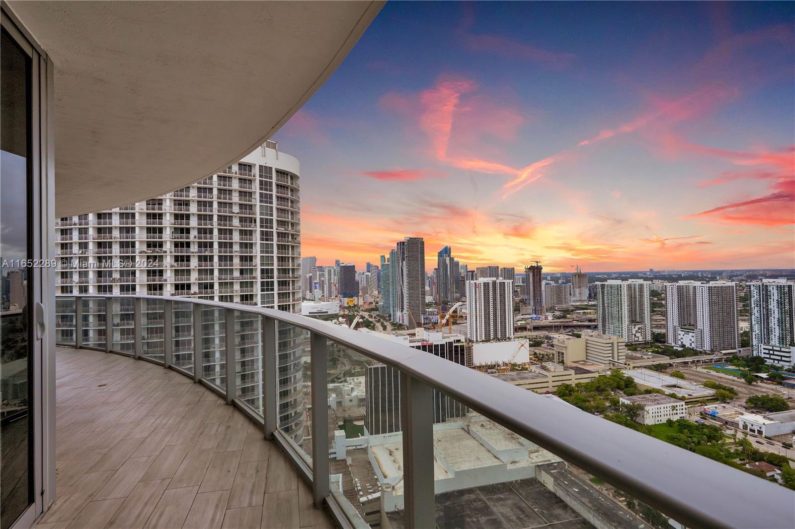 488 NE 18th St # 4400