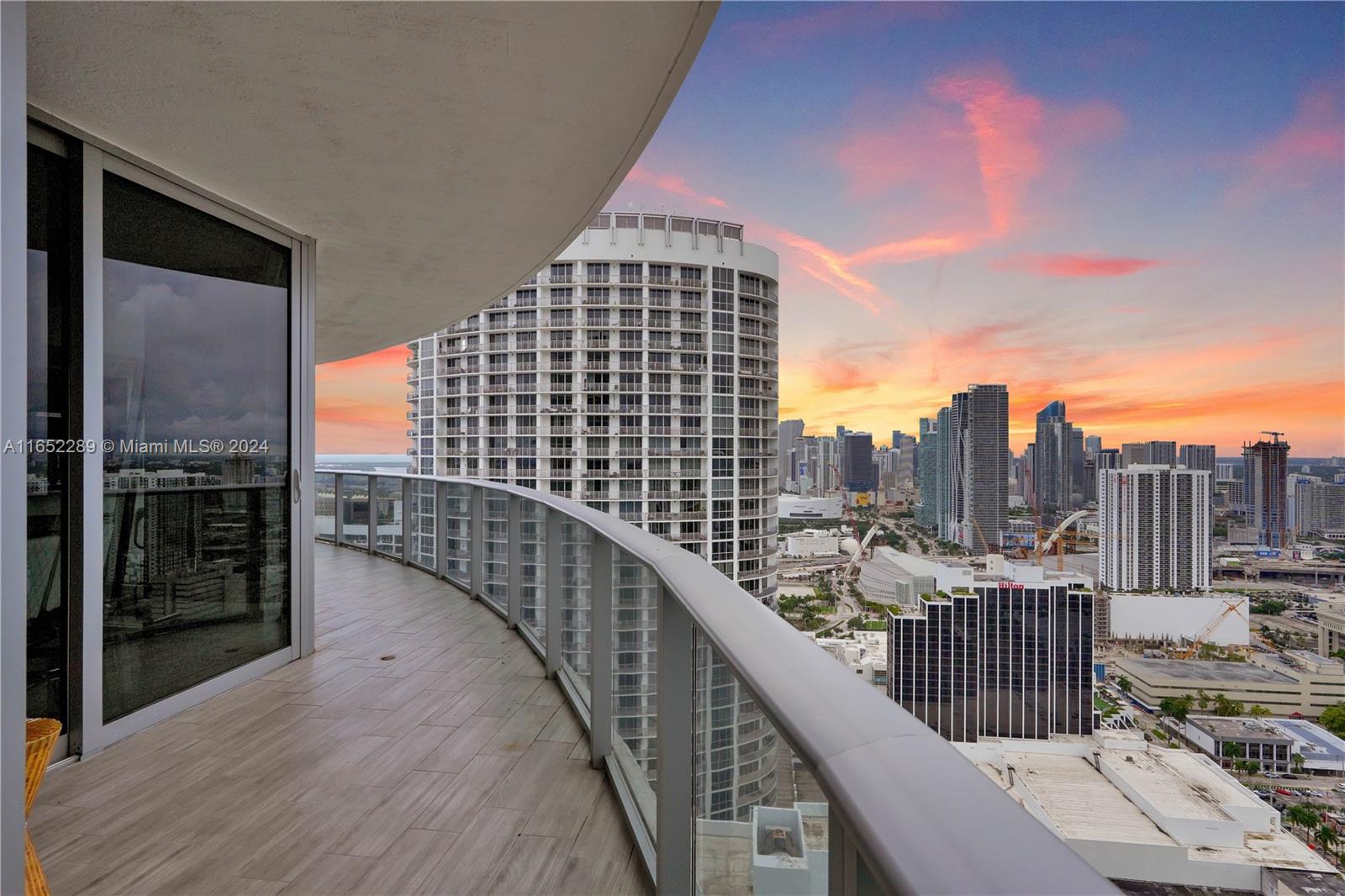 488 NE 18th St # 4400