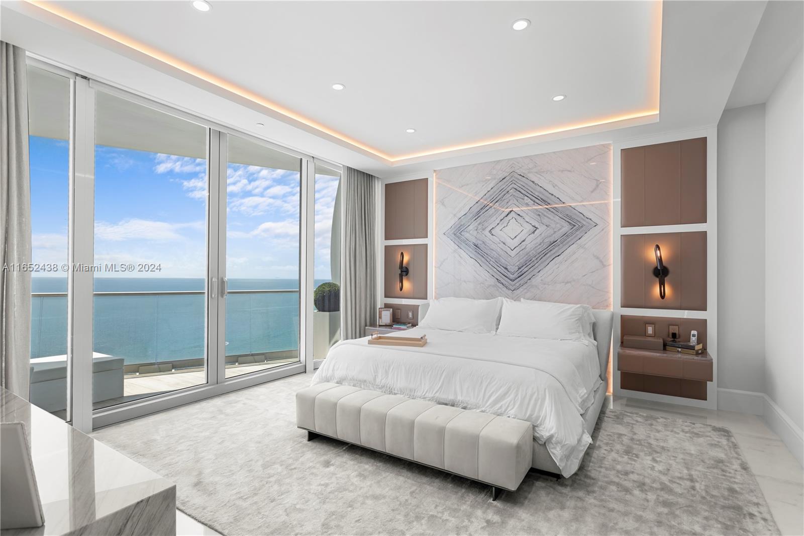 16901 Collins Ave # 3305