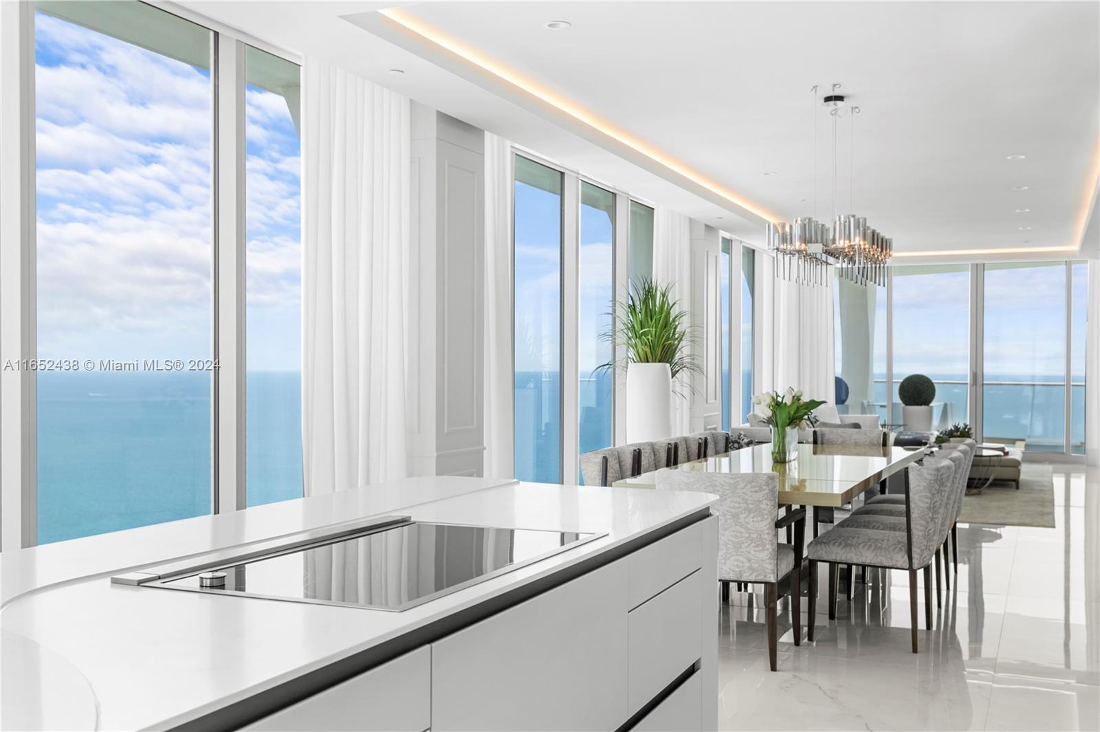 16901 Collins Ave # 3305