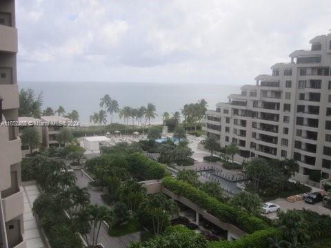 251 Crandon Blvd # 828