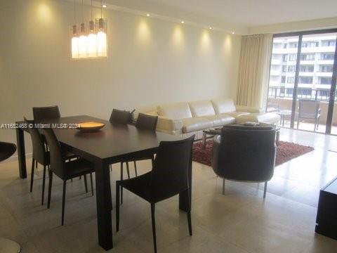 251 Crandon Blvd # 828