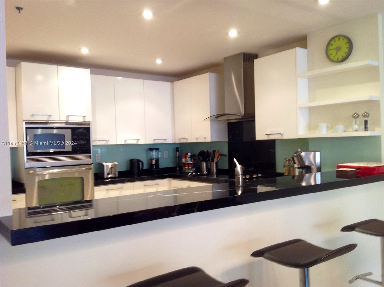 251 Crandon Blvd # 828