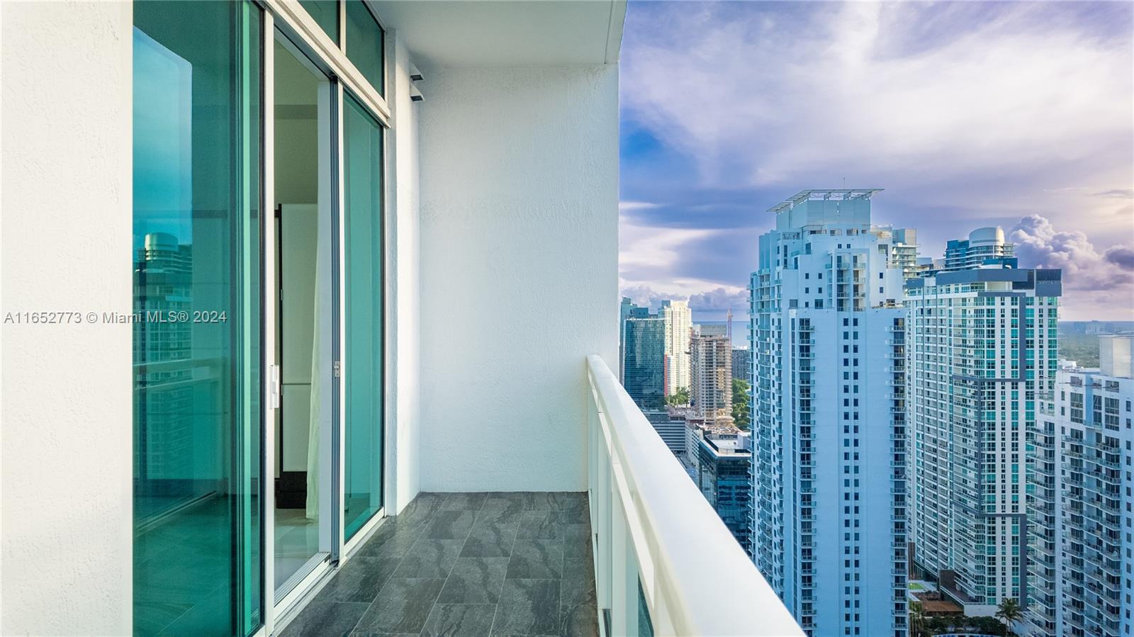 951 Brickell Ave Unit: PH4309