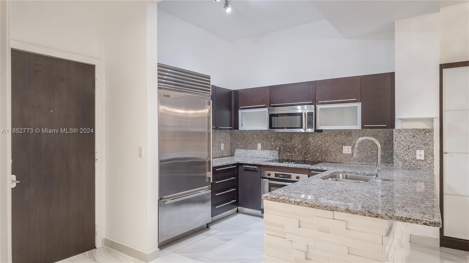951 Brickell Ave Unit: PH4309