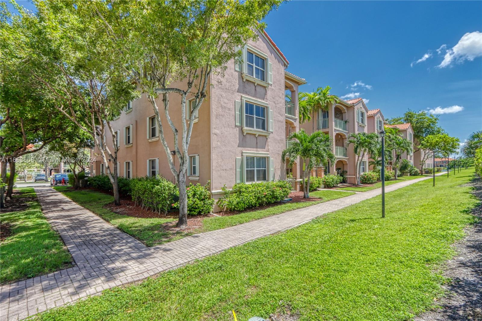6440 NW 114th Ave # 426