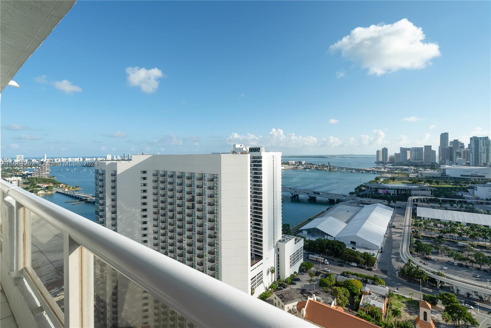 1717 N Bayshore Dr # 3753 Unit: A-3753