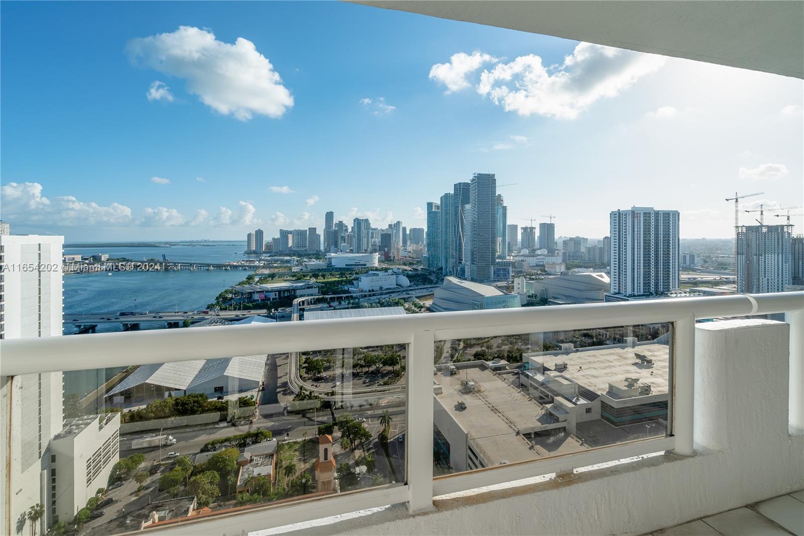 1717 N Bayshore Dr # 3753 Unit: A-3753