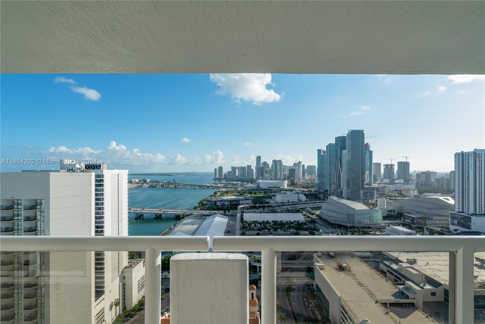 1717 N Bayshore Dr # 3753 Unit: A-3753