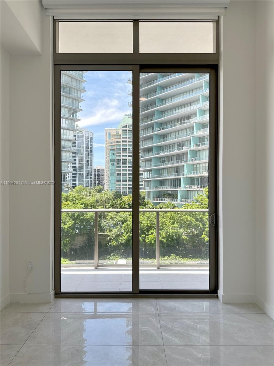 2655 S Bayshore Dr # 405
