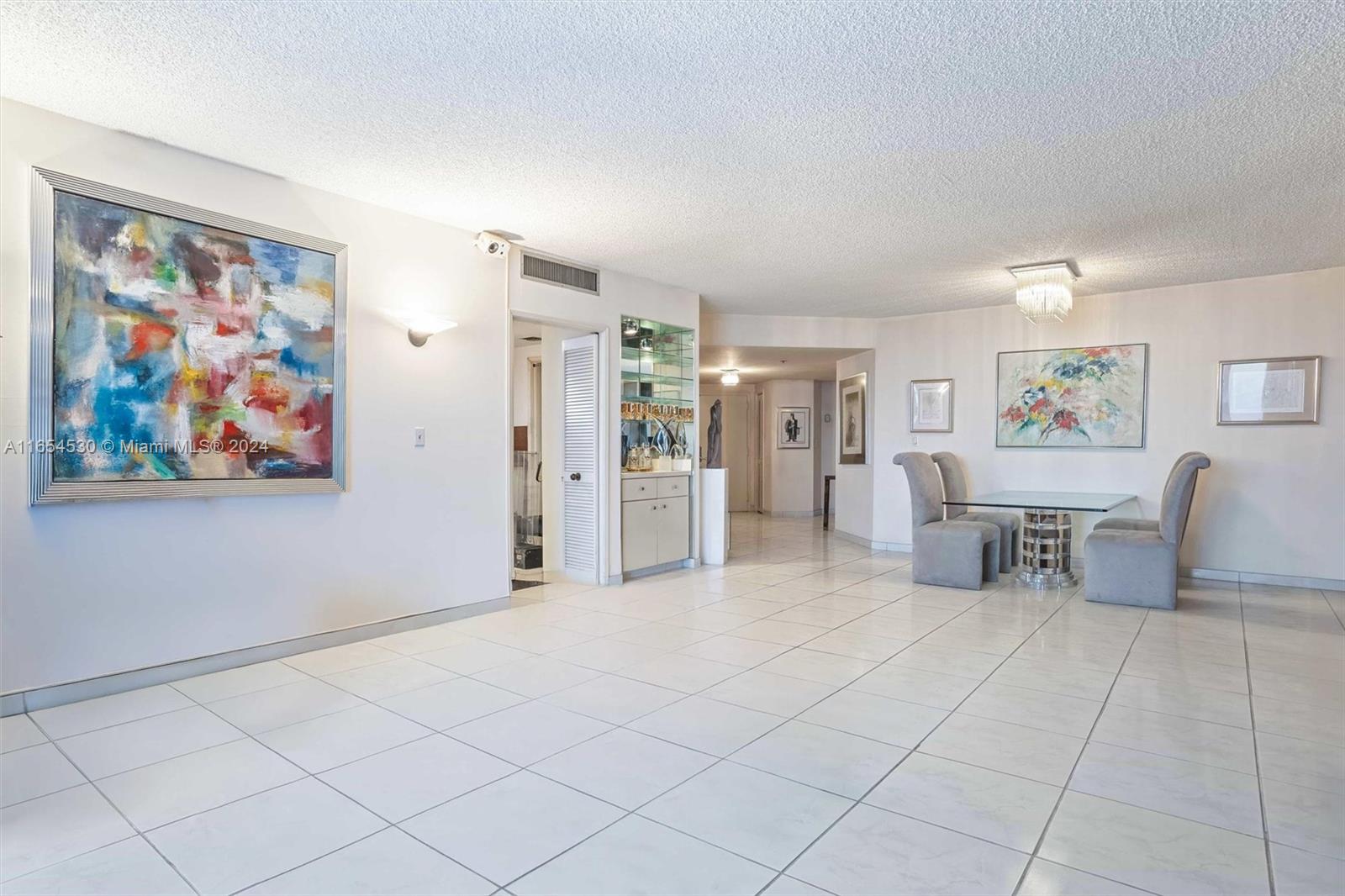 1581 Brickell Ave # 1804