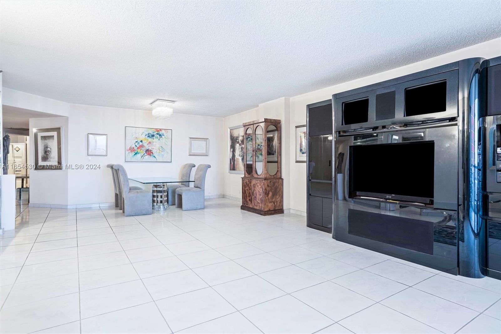 1581 Brickell Ave # 1804