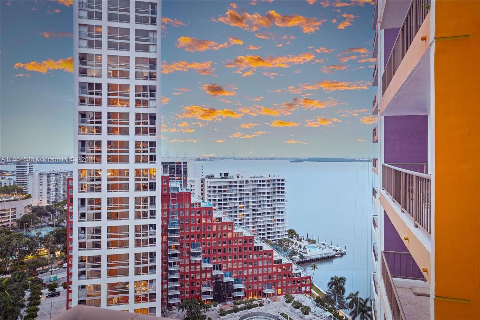 1581 Brickell Ave # 1804