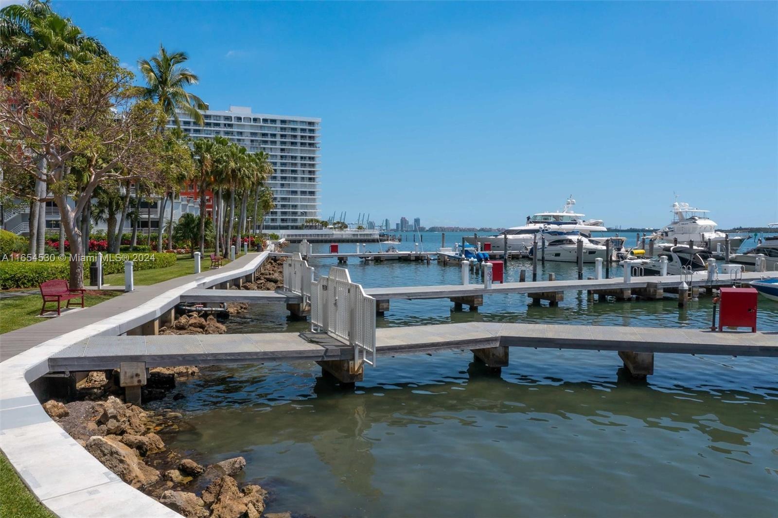 1581 Brickell Ave # 1804