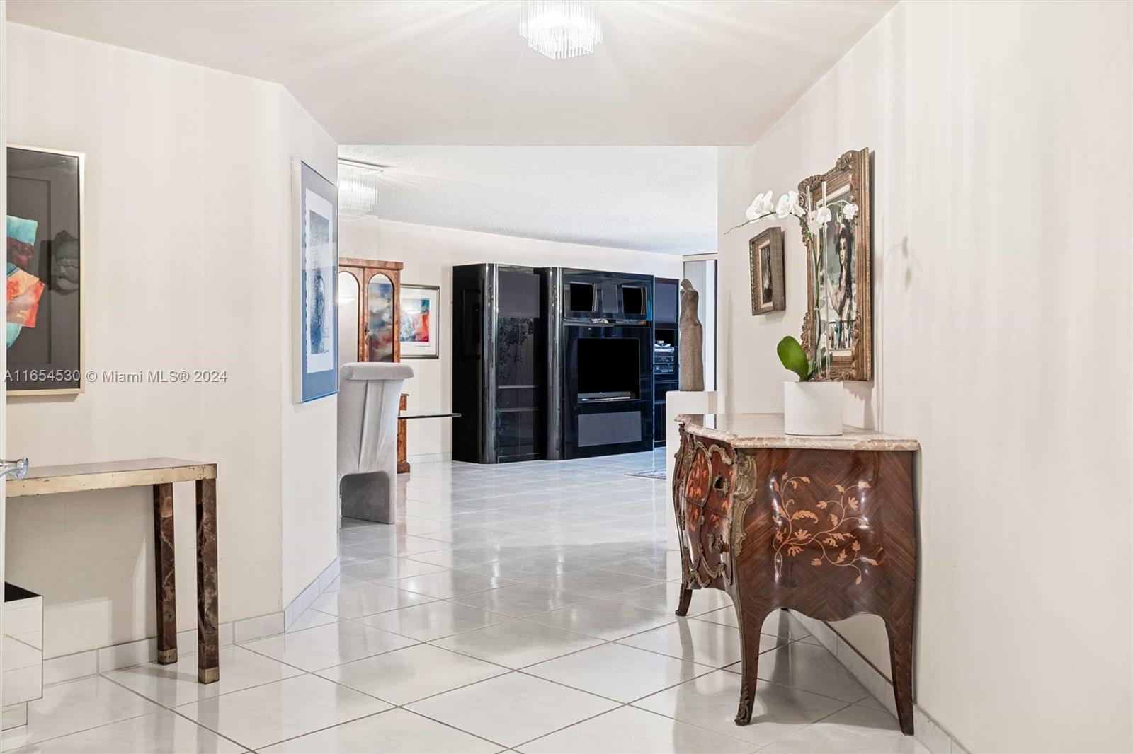 1581 Brickell Ave # 1804