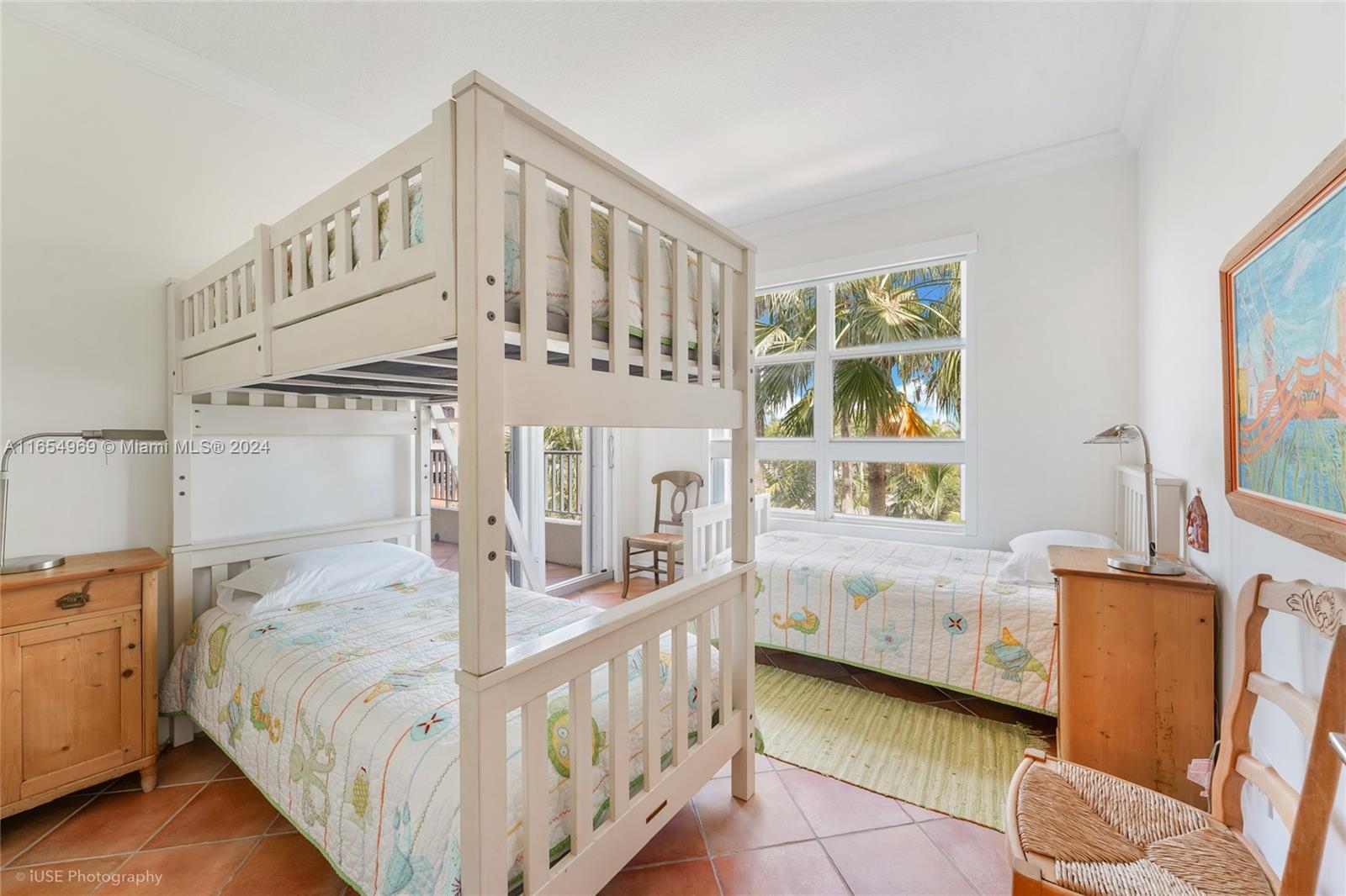 705 Crandon Blvd # 405