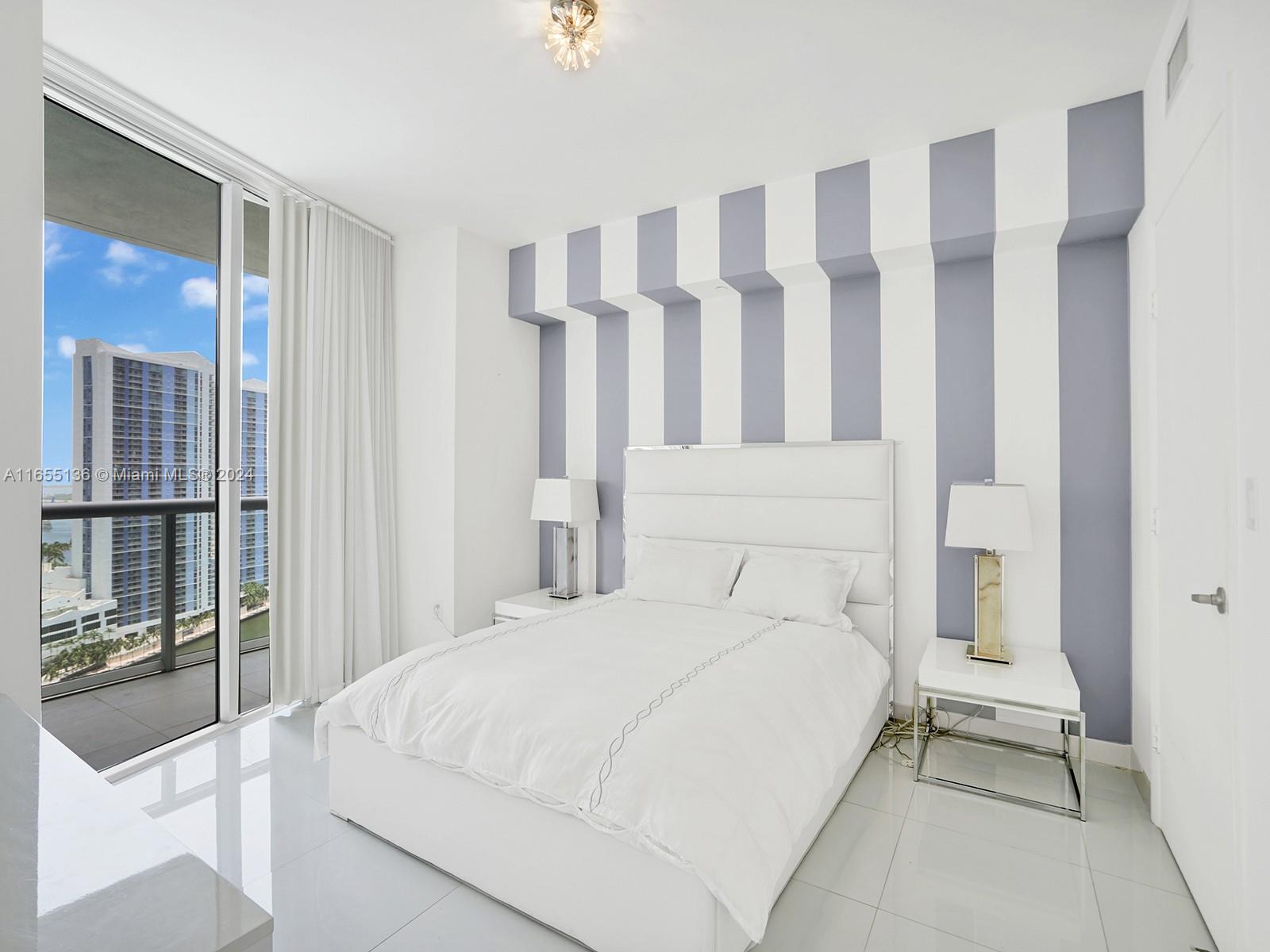 495 Brickell Ave # 2504