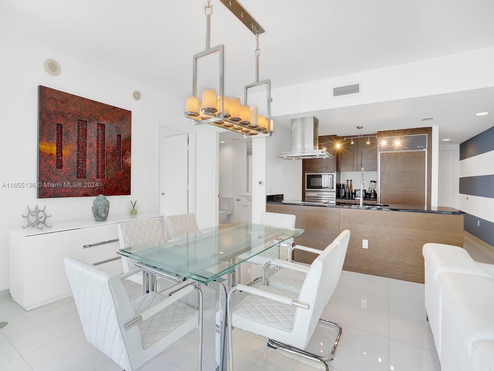495 Brickell Ave # 2504
